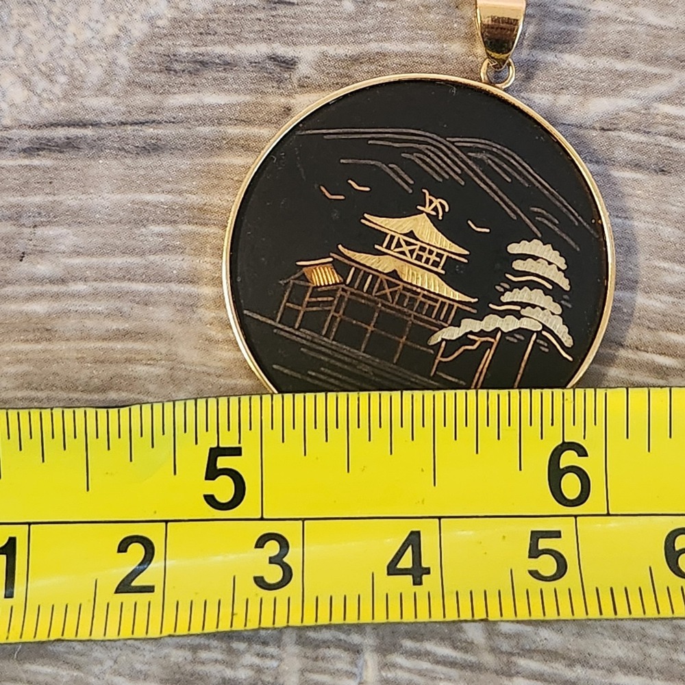 Vintage Amita Japanese House Landscape Damascene Pendant & Chain Black With Box - Picture 6 of 10